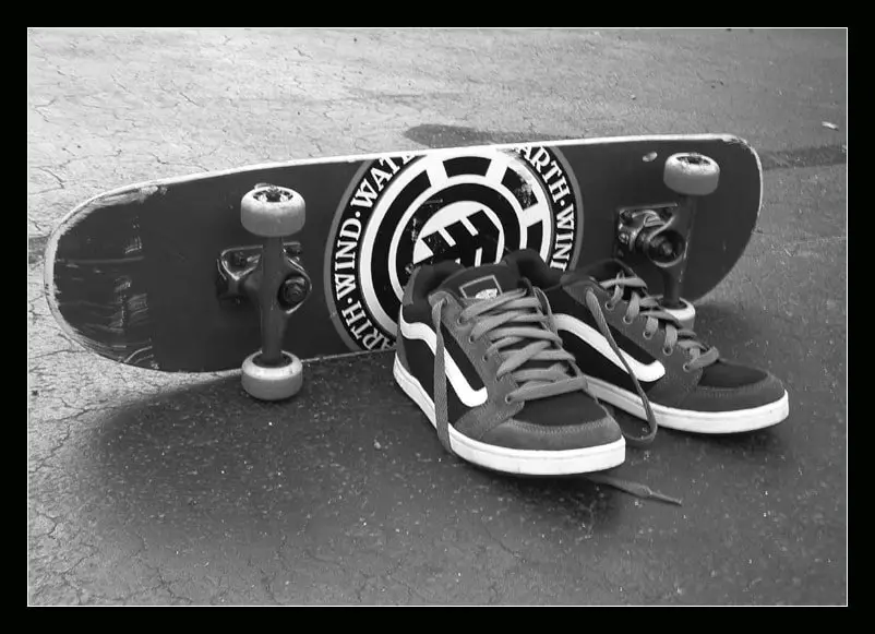 The Philadelphia Inquirer Jim Salisbury column: Utley riding high - just not on his old skateboard