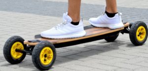 remote skateboard with big tyres